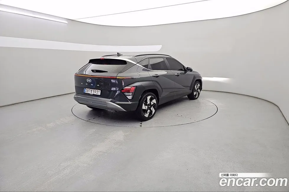 Hyundai Kona — фото 2