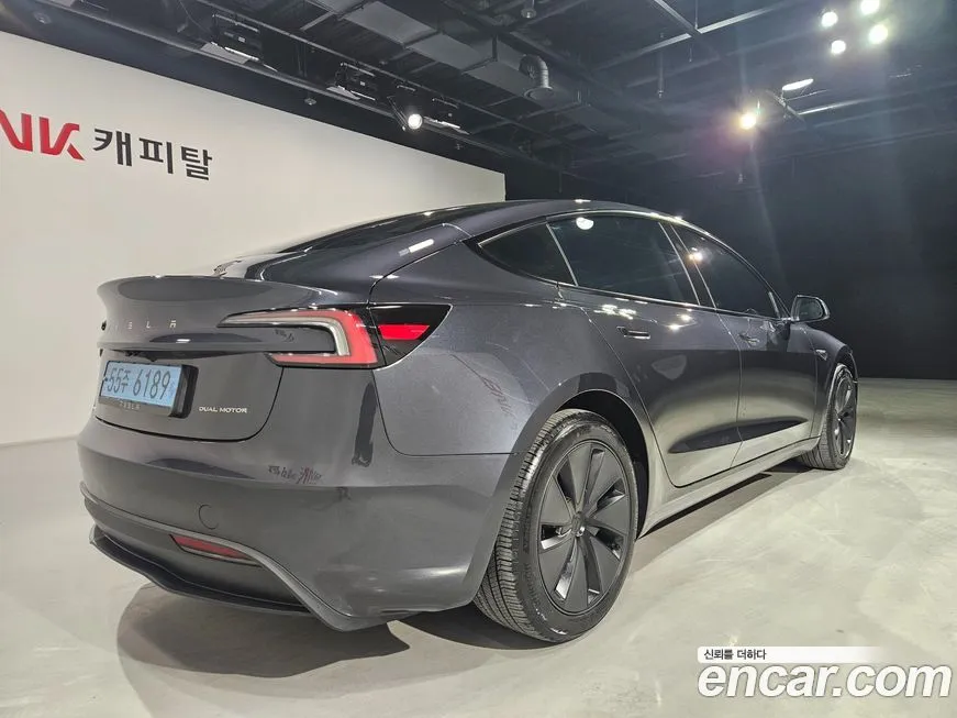 Tesla Model 3 — фото 4