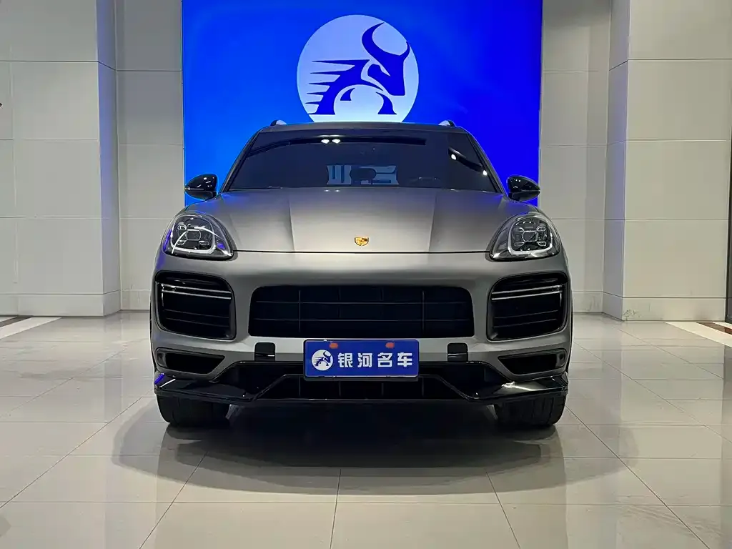 Porsche Cayenne — фото 2