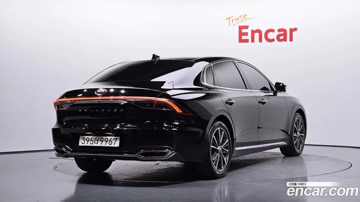 Hyundai Grandeur 2023 из KR, фото 2