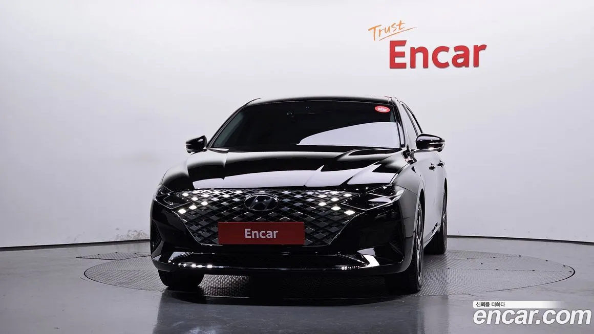 Hyundai Grandeur 2023 из KR, фото 3