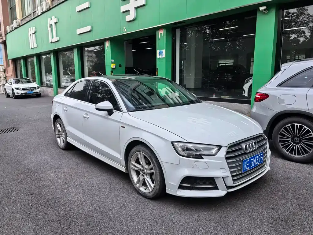 Audi A3 2021 из CN, фото 3