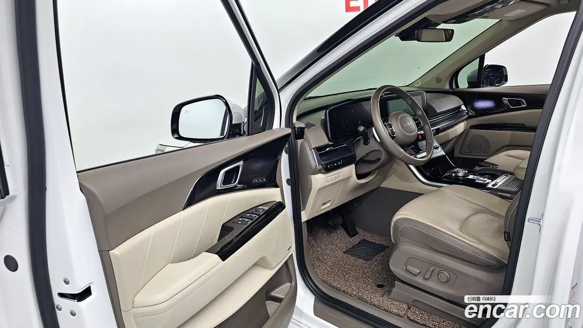 Kia Carnival — фото 10