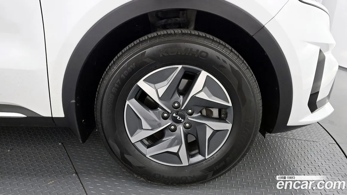 Kia Sorento — фото 5