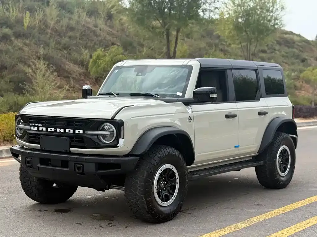 Ford Bronco 2025 из CN, фото 1