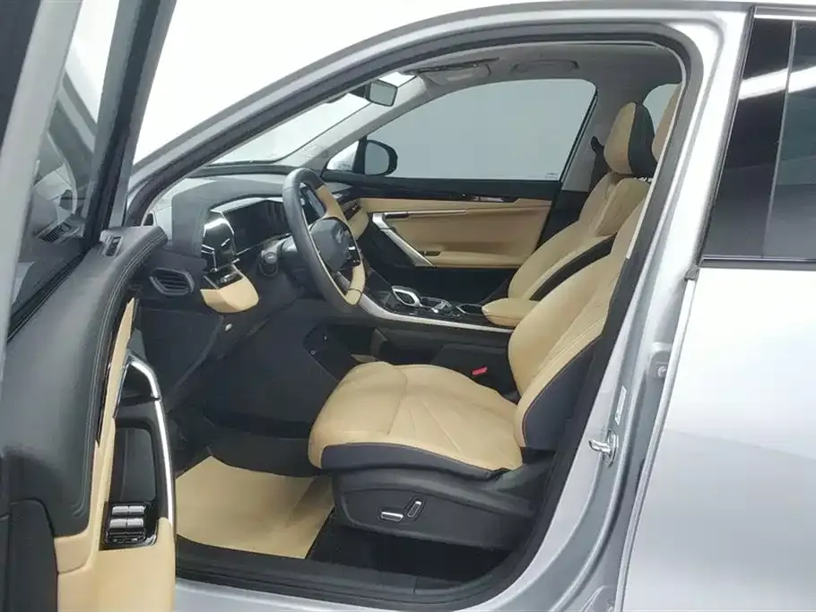 Geely Boyue L 2024 из CN, фото 9