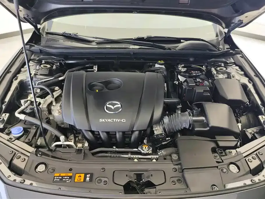 Mazda 3 Axela 2023 из CN, фото 10