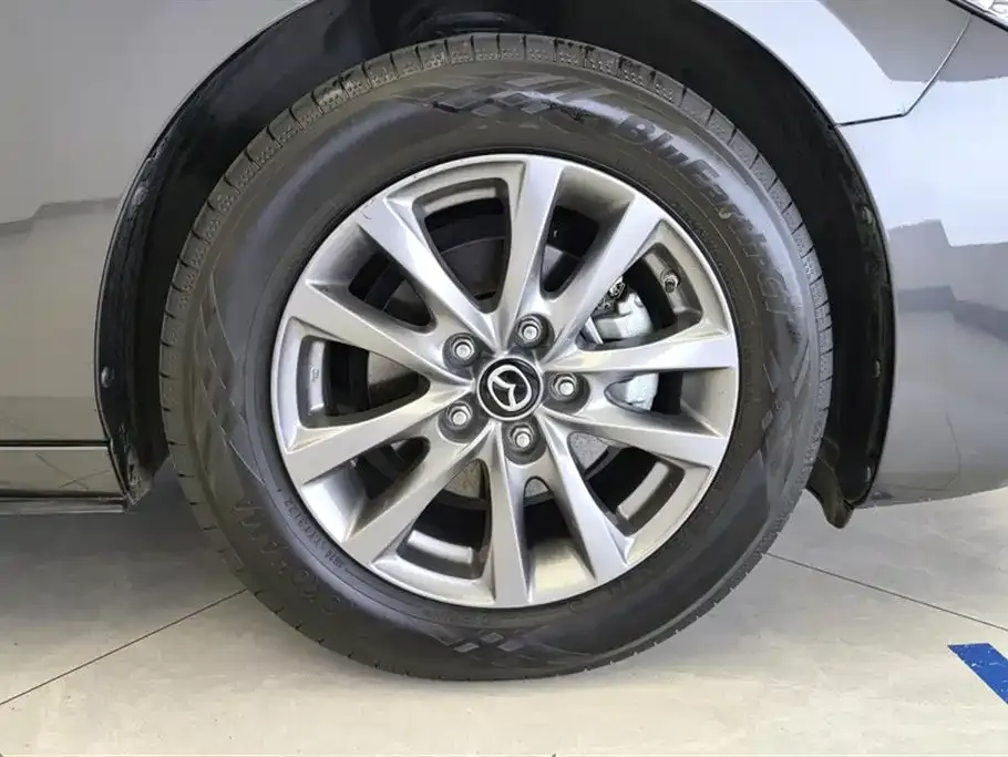 Mazda 3 Axela 2023 из CN, фото 6