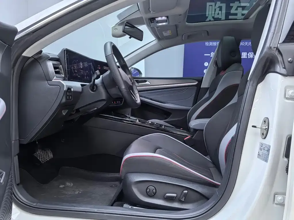 Volkswagen Lamando 2023 из CN, фото 6
