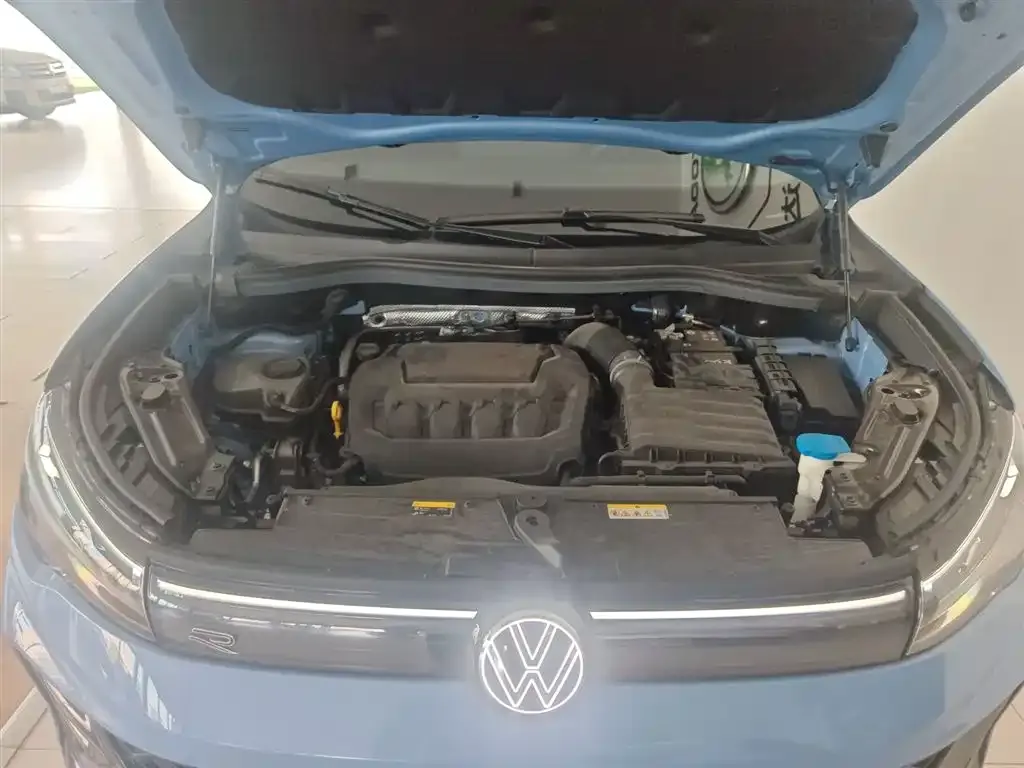 Volkswagen Tiguan L 2024 из CN, фото 10