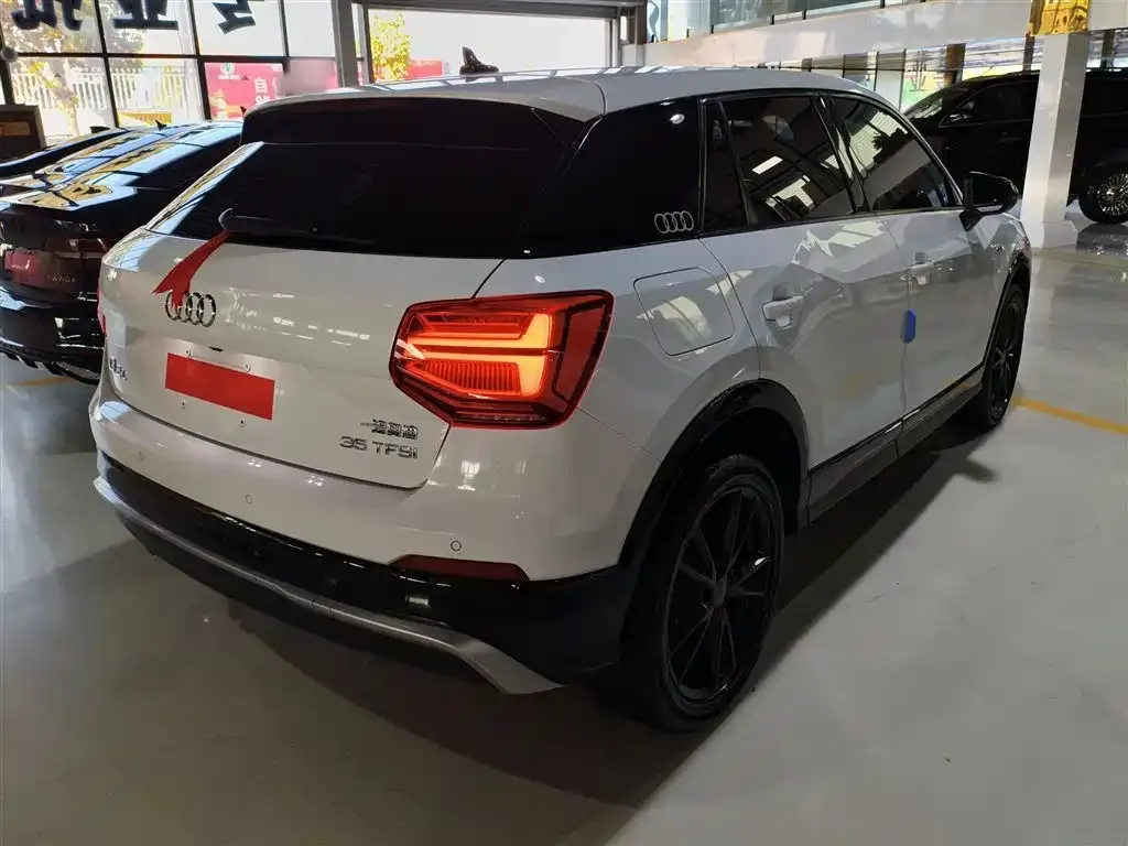 Audi Q2L 2021 из CN, фото 7