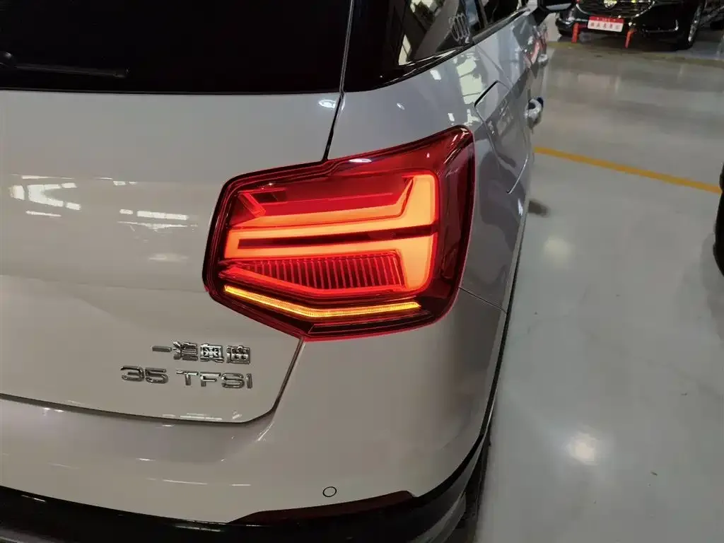 Audi Q2L 2021 из CN, фото 8