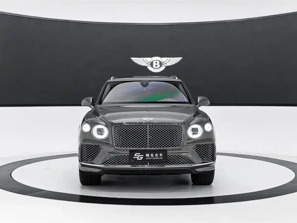 Bentley Bentayga 2022 из CN, фото 2