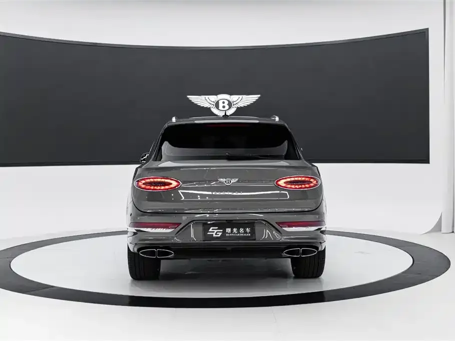 Bentley Bentayga 2022 из CN, фото 5