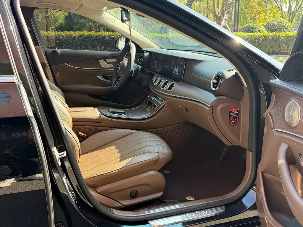 Mercedes-Benz E-Class 2022 из CN, фото 10