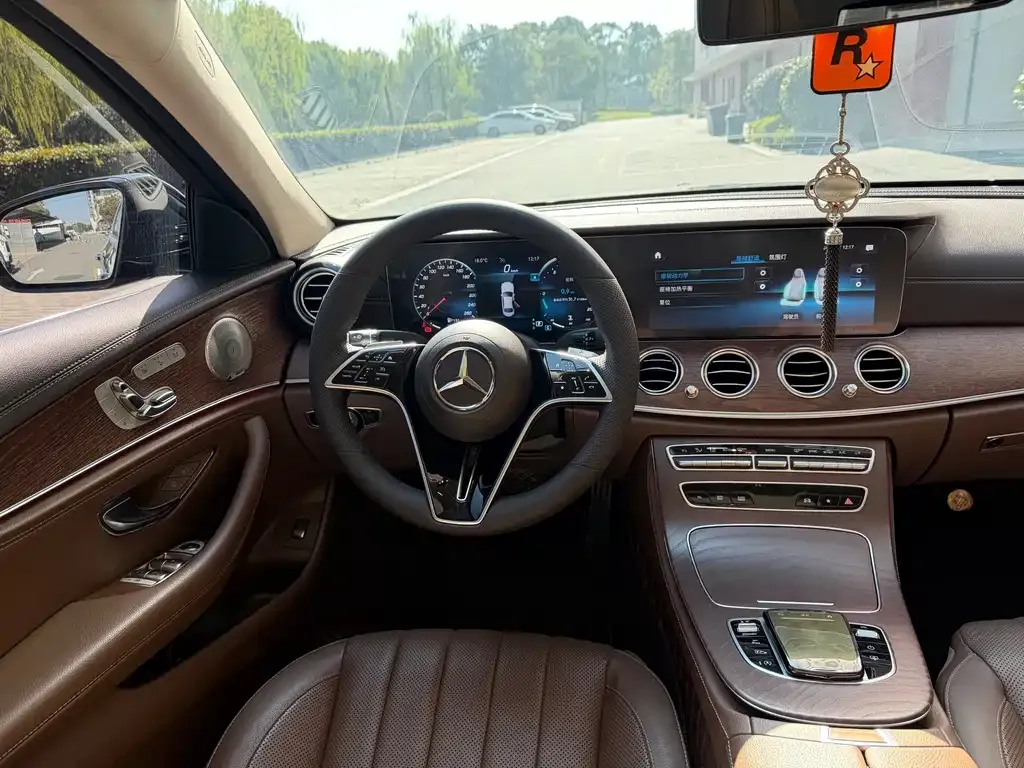 Mercedes-Benz E-Class 2022 из CN, фото 5