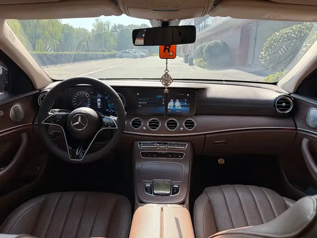 Mercedes-Benz E-Class 2022 из CN, фото 7