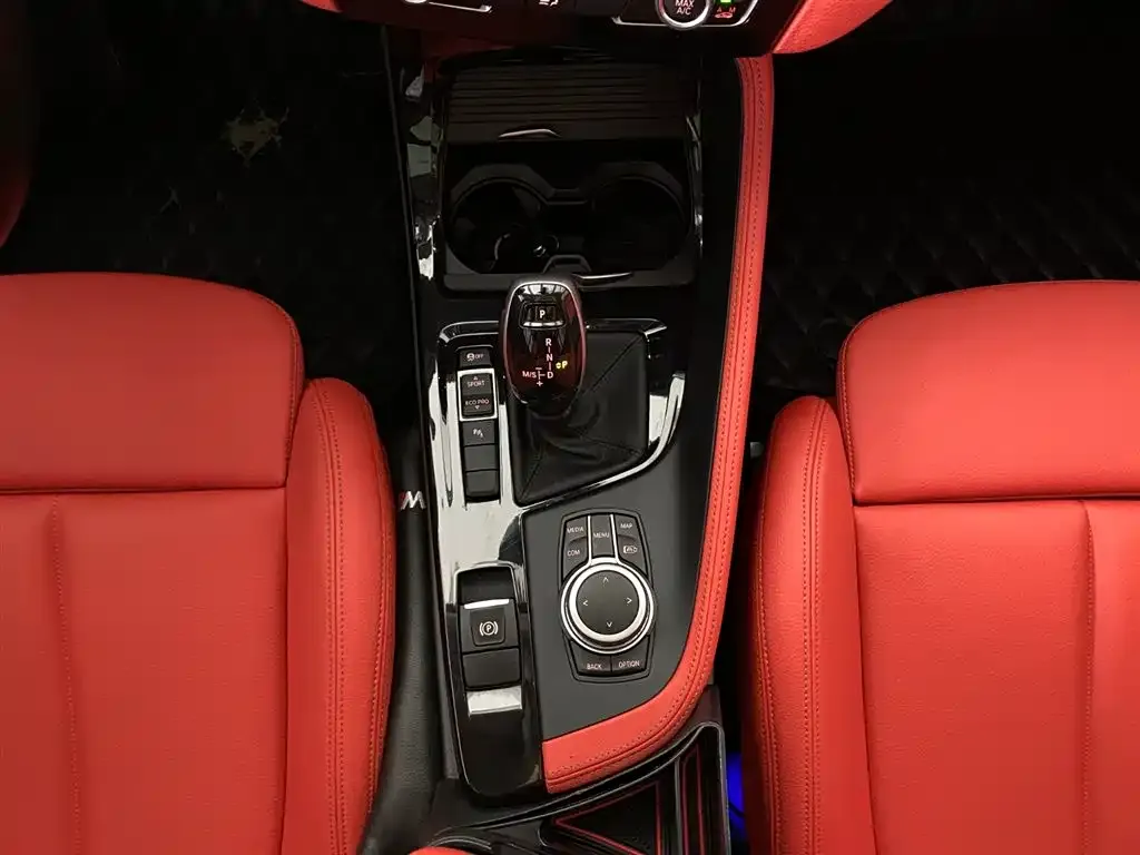 BMW X2 — фото 9