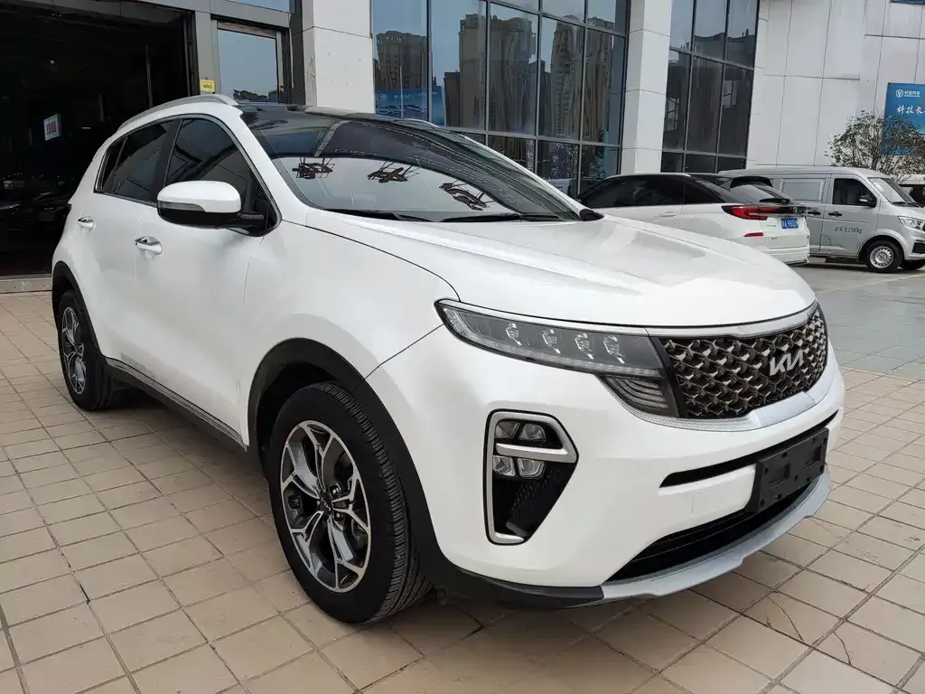 Kia KX5 2023 из CN, фото 3