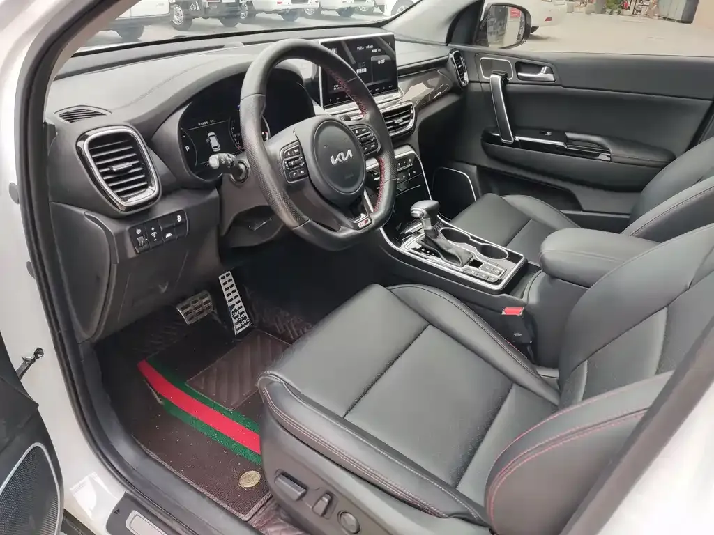 Kia KX5 2023 из CN, фото 4