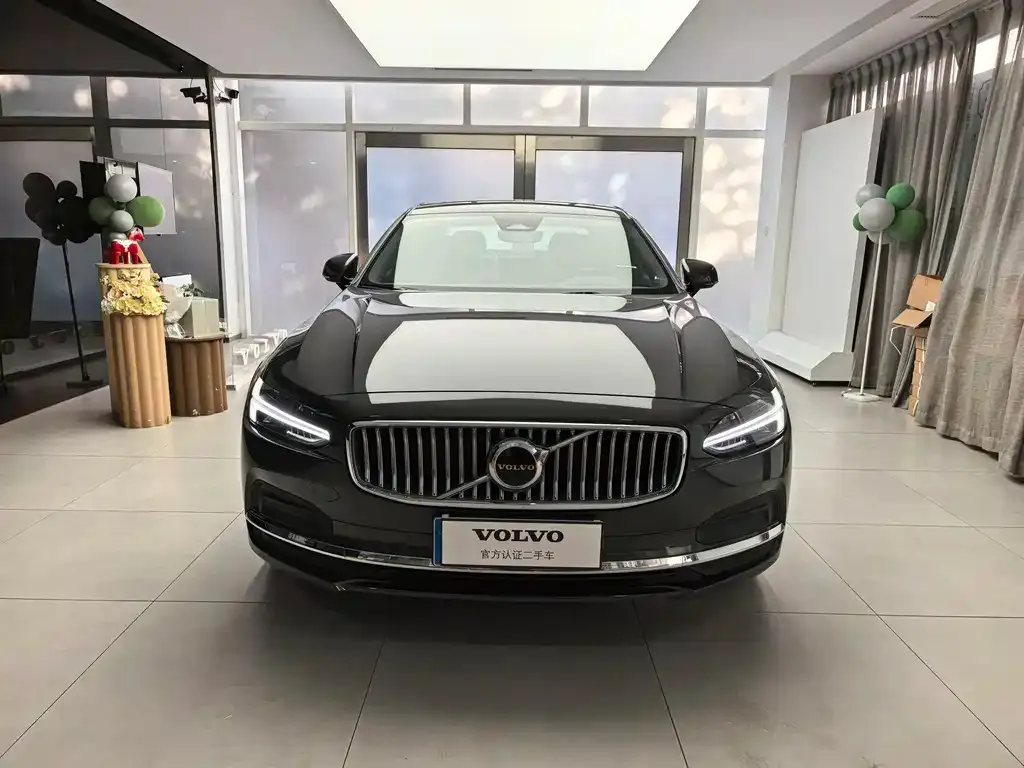 Volvo S90 2025 из CN, фото 2