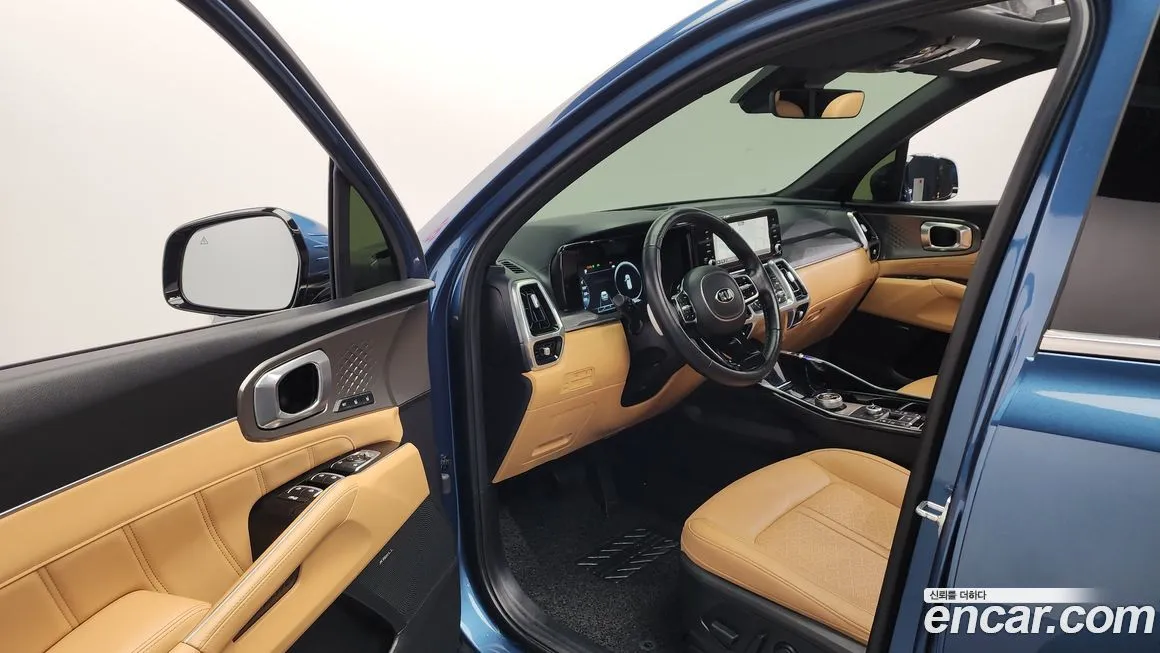 Kia Sorento — фото 10