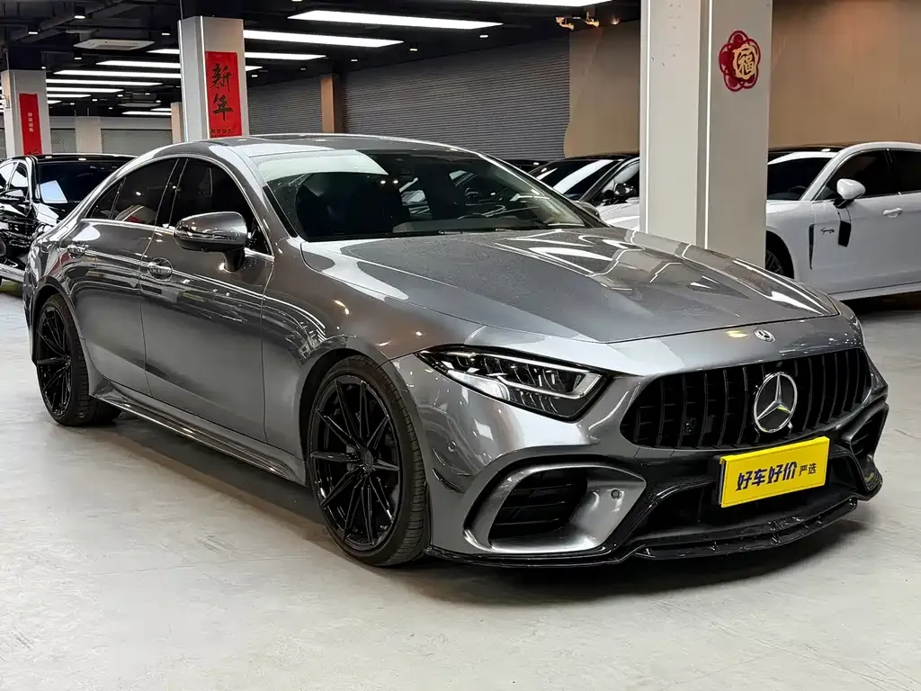 Mercedes-Benz CLS — фото 1