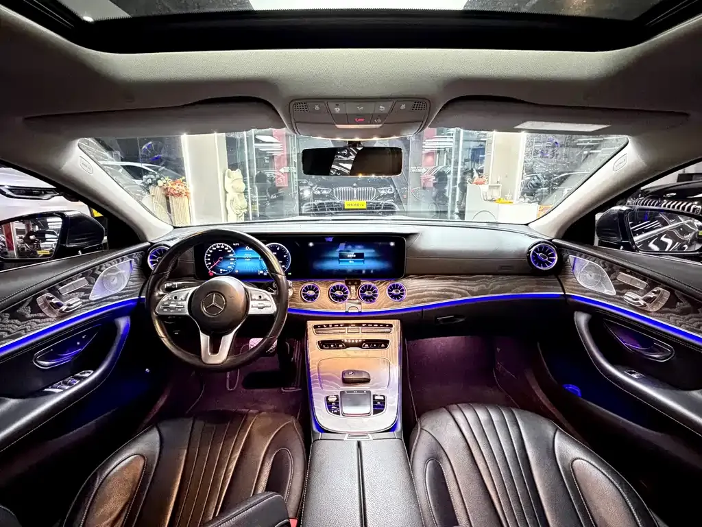 Mercedes-Benz CLS — фото 6