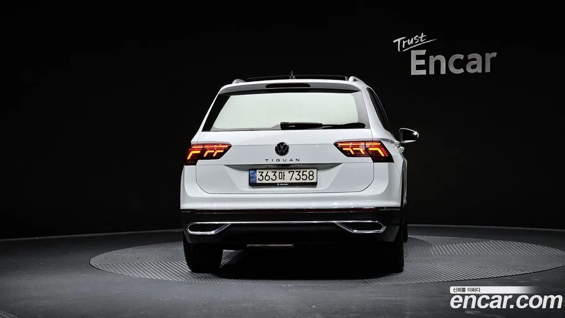Volkswagen Tiguan — фото 4