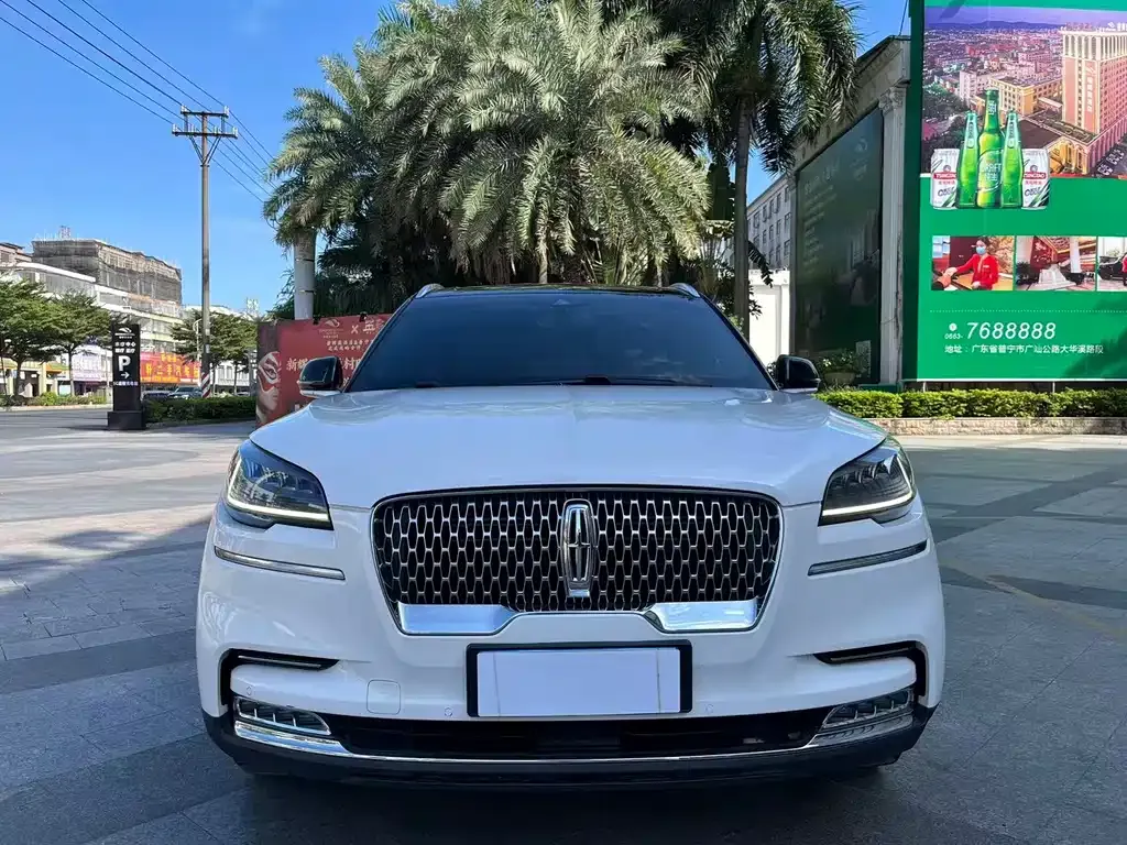 Lincoln Aviator 2021 из CN, фото 2