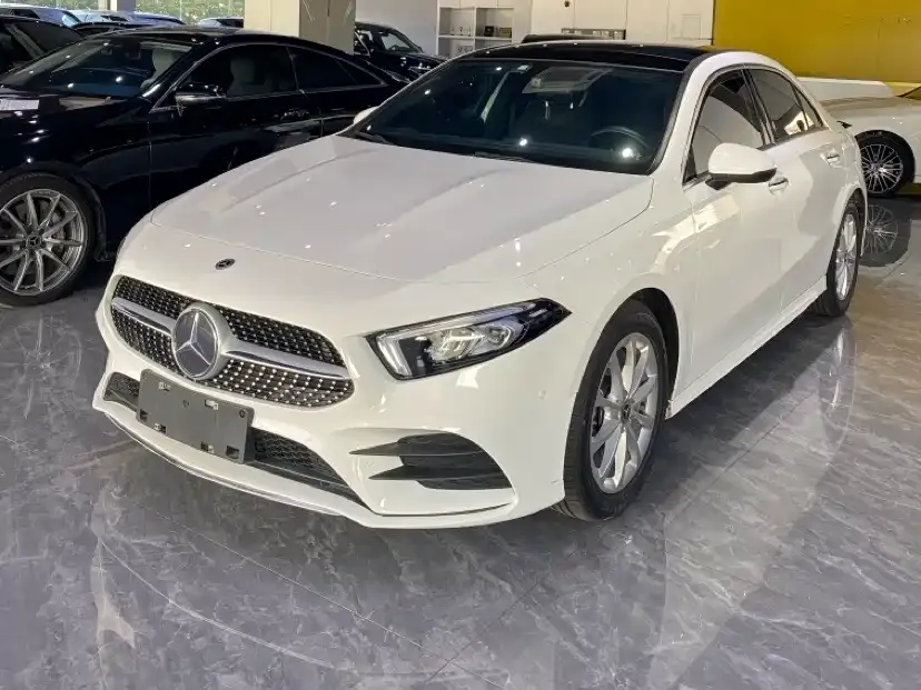 Mercedes-Benz A-Class — фото 1
