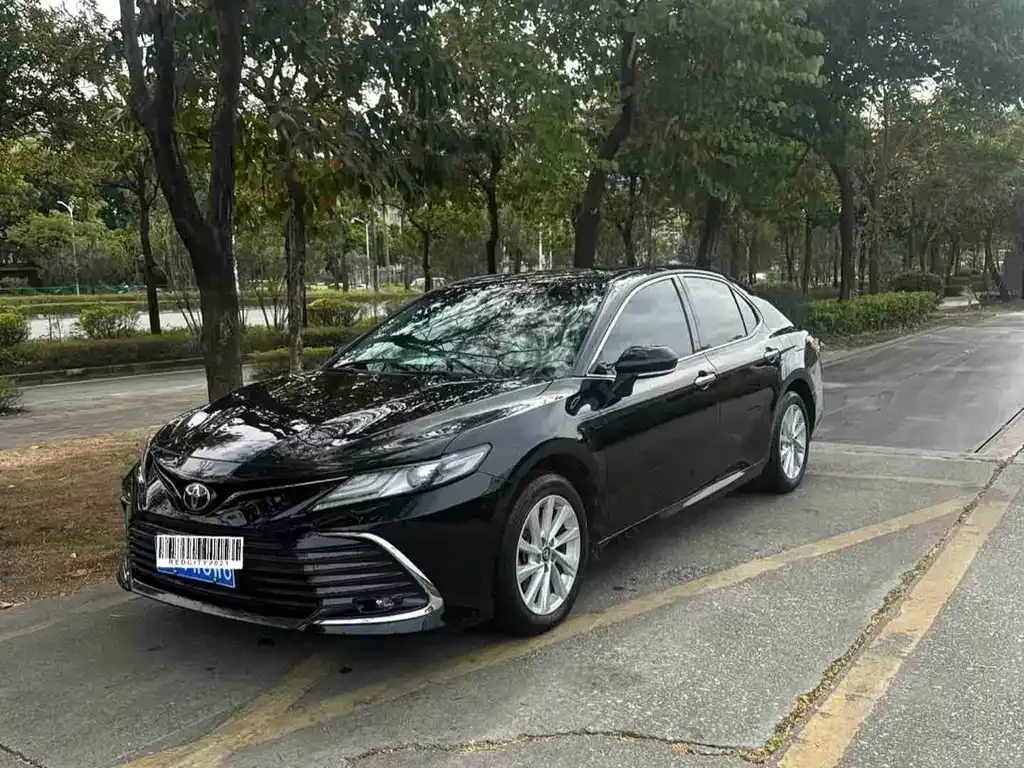Toyota Camry 2022 из CN, фото 1
