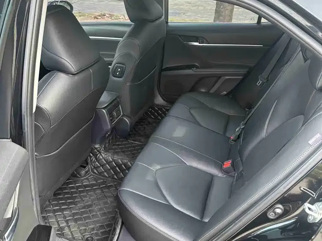 Toyota Camry 2022 из CN, фото 4