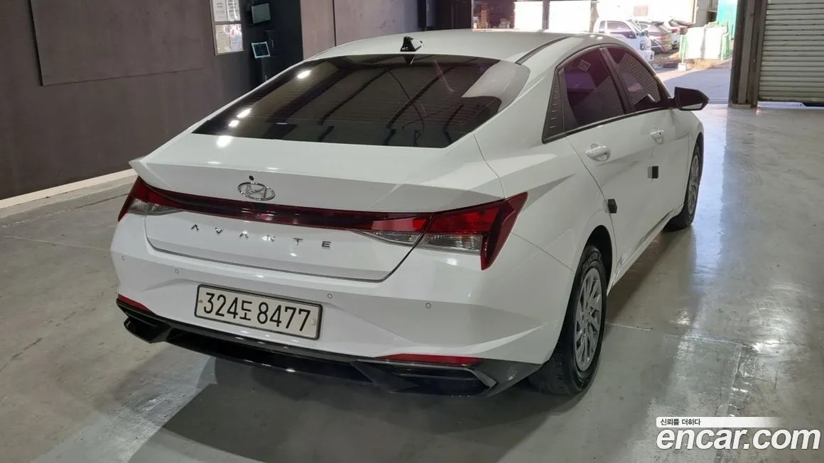 Hyundai AVANTE — фото 2