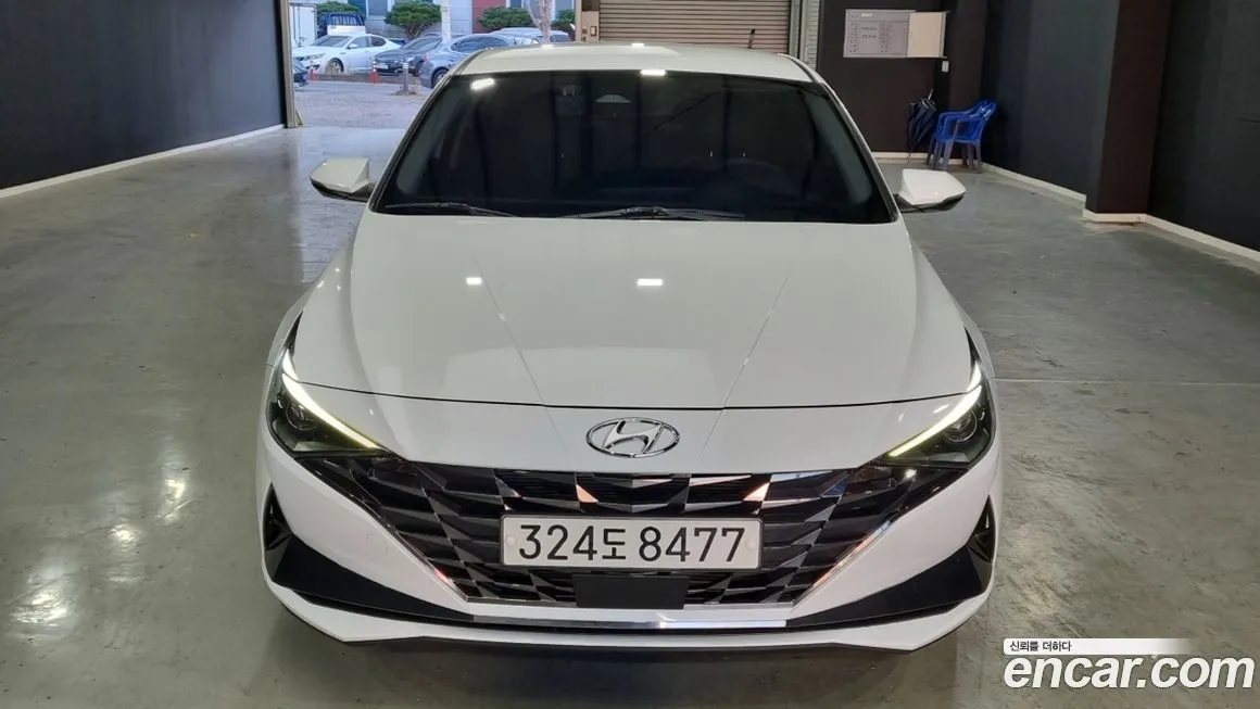 Hyundai AVANTE — фото 3