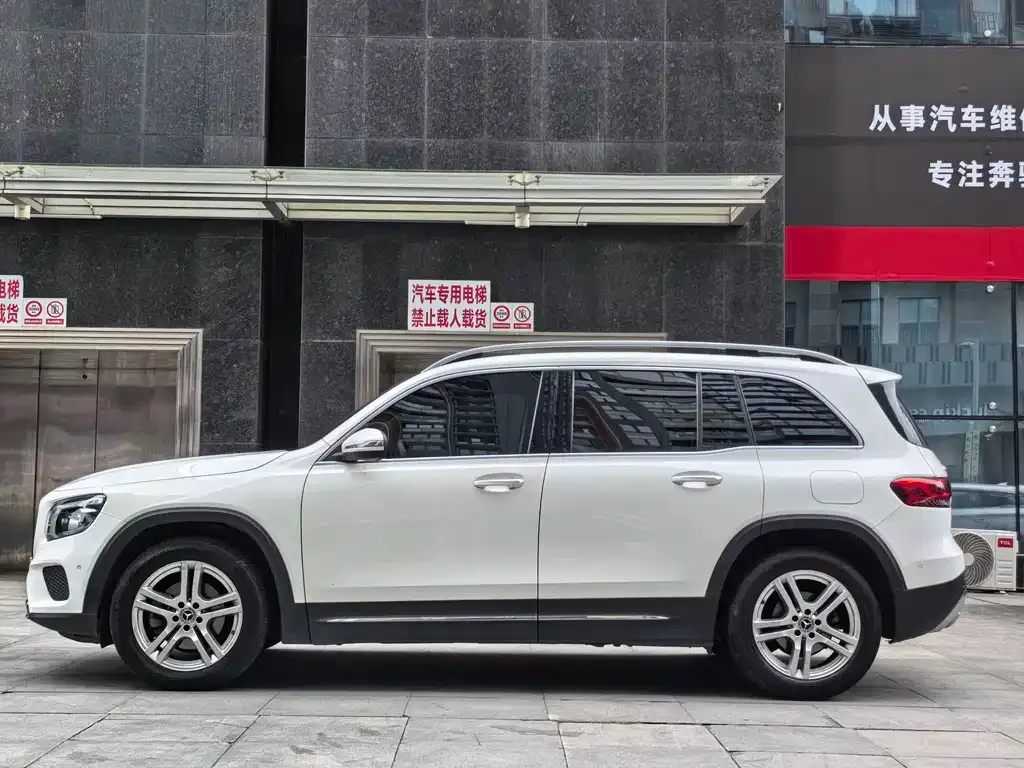 Mercedes-Benz GLB 2022 из CN, фото 4