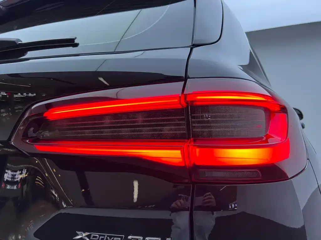 BMW X5 (Import) — фото 9
