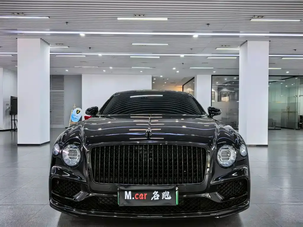 Bentley Flying Spur PHEV — фото 2
