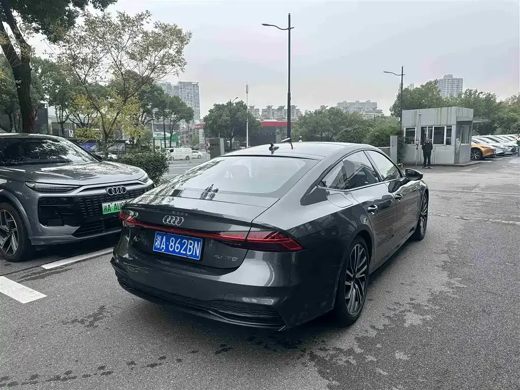 Audi A7 2024 из CN, фото 10