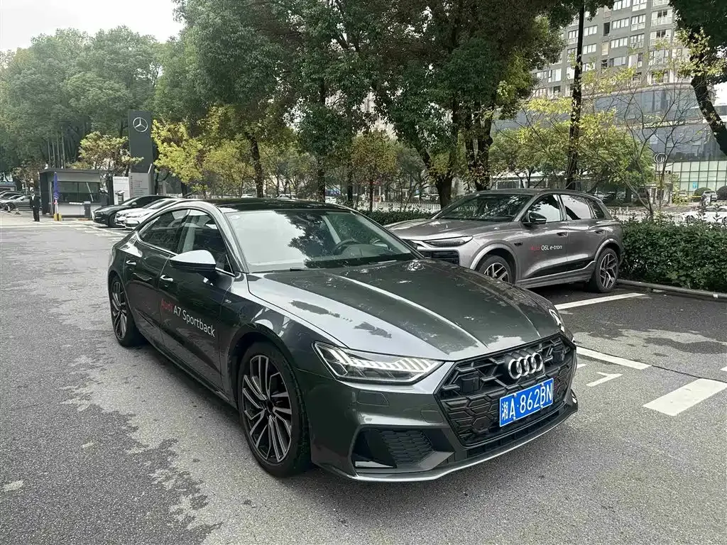 Audi A7 2024 из CN, фото 6