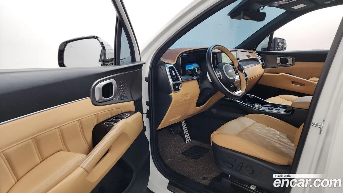 Kia Sorento — фото 10