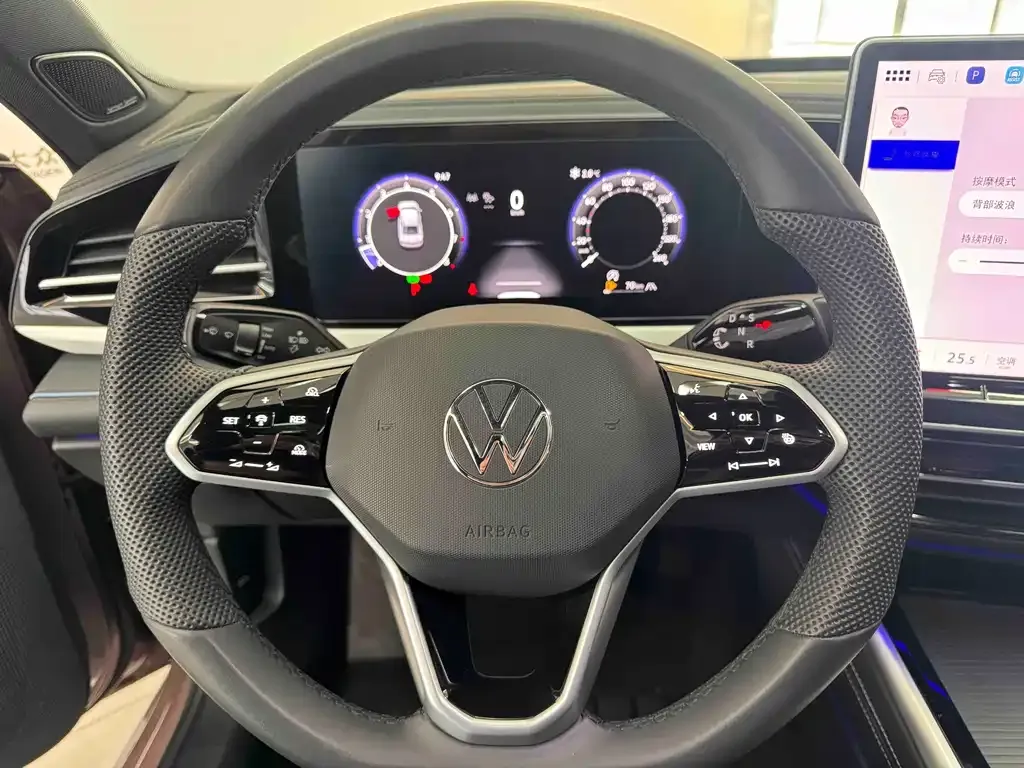 Volkswagen Passat — фото 4