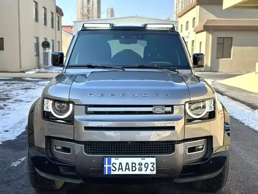 Land Rover Defender — фото 2