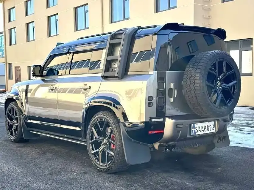 Land Rover Defender — фото 4