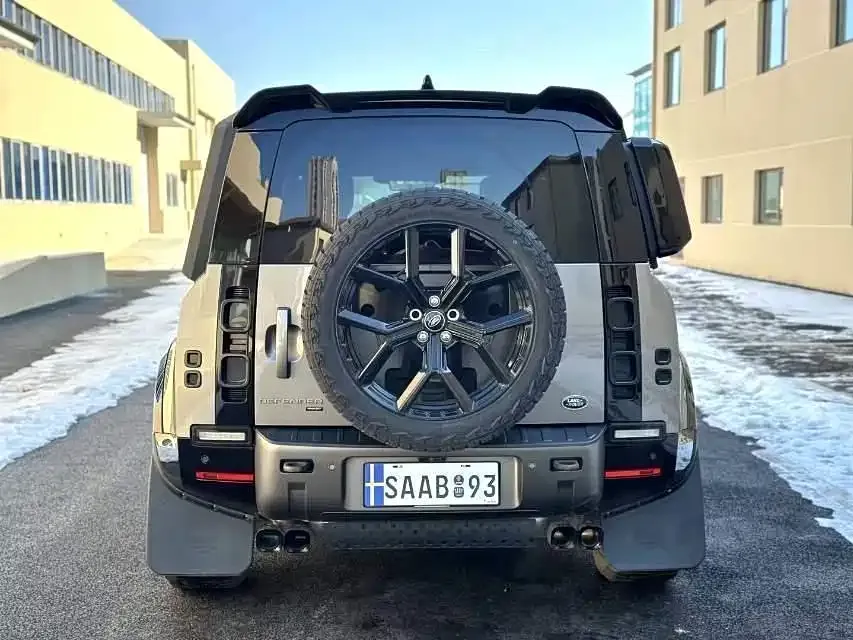 Land Rover Defender — фото 5