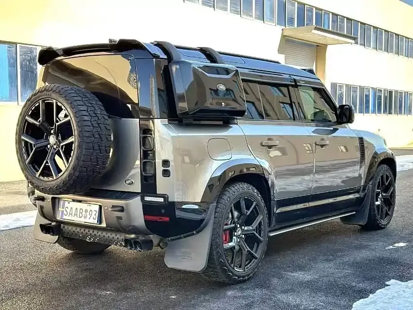 Land Rover Defender — фото 6