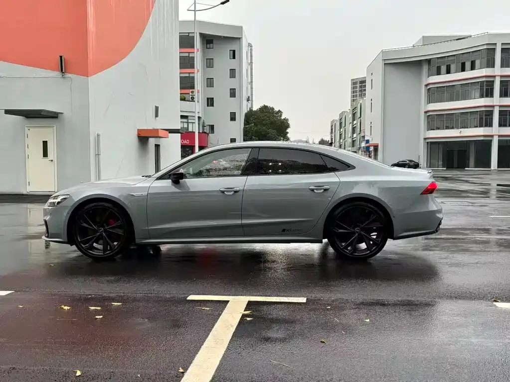 Audi A7L 2024 из CN, фото 5