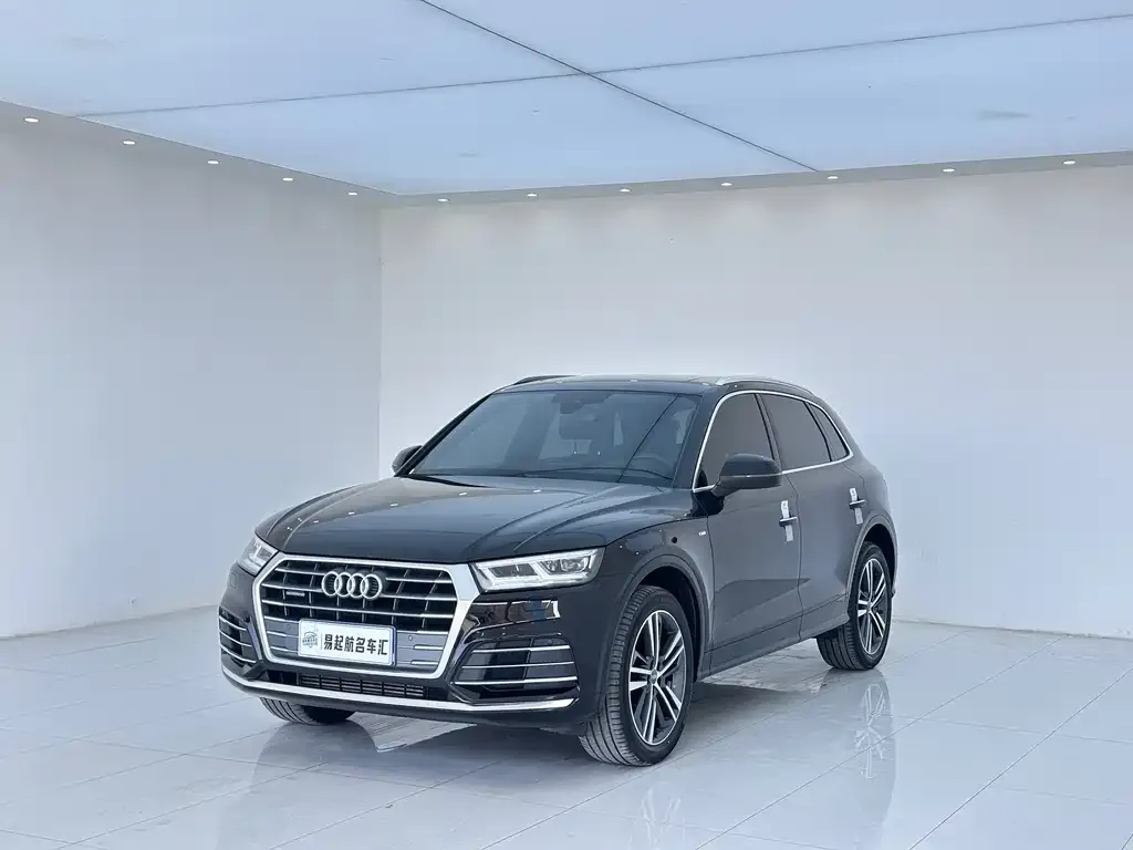 Audi Q5L 2021 из CN, фото 1