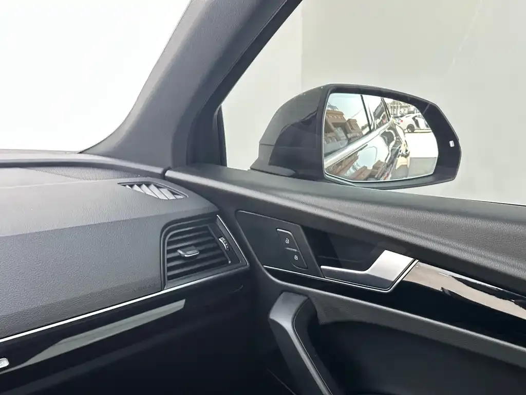 Audi Q5L 2021 из CN, фото 9