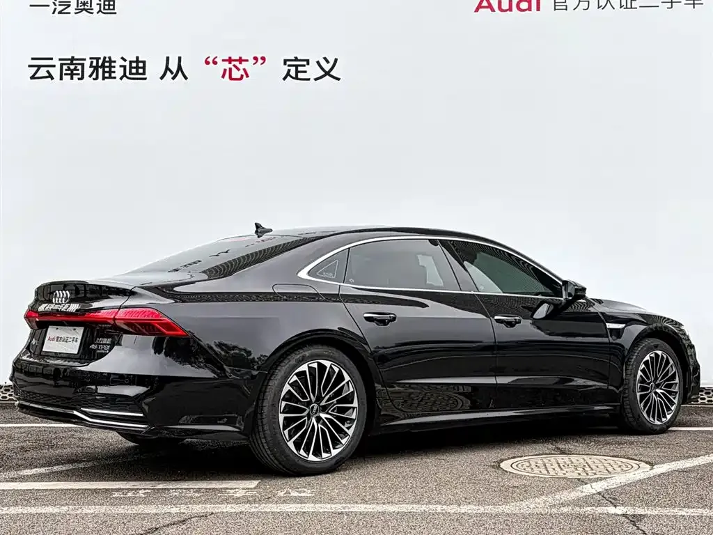 Audi A7L — фото 4